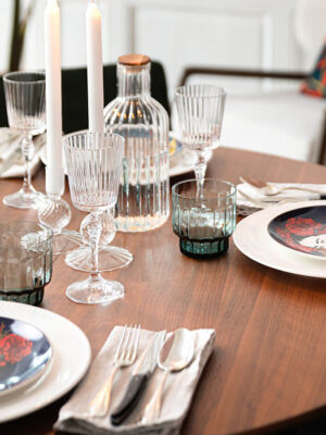 Assiettes porcelaine déco Unstandart table collab artiste Florina Aledo Perez